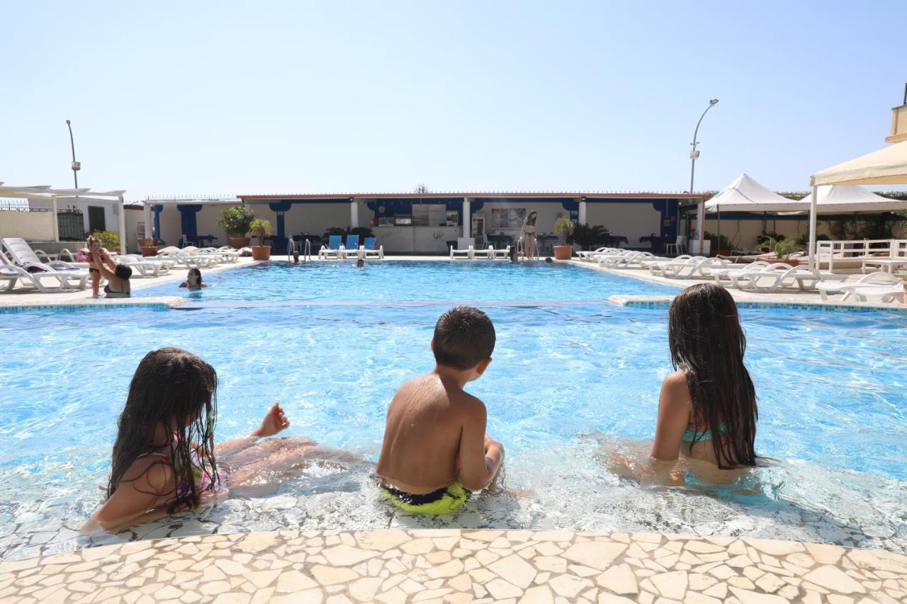 Grand Paradiso Hotel 4*